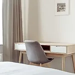 Vistay Aparthotel 4*