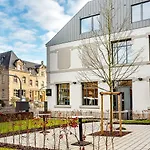 Vistay Aparthotel 4*