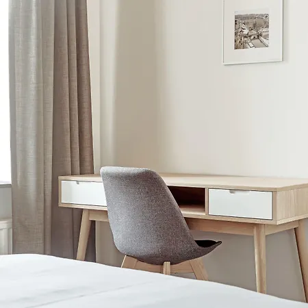 Vistay Aparthotel 4*