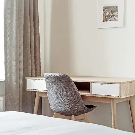 Vistay Aparthotel